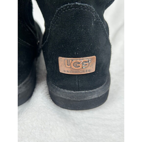 UGG | Cargo III Women's Black Suede and Shearling Boots with Pockets Size 6 US - Picture 8 of 12